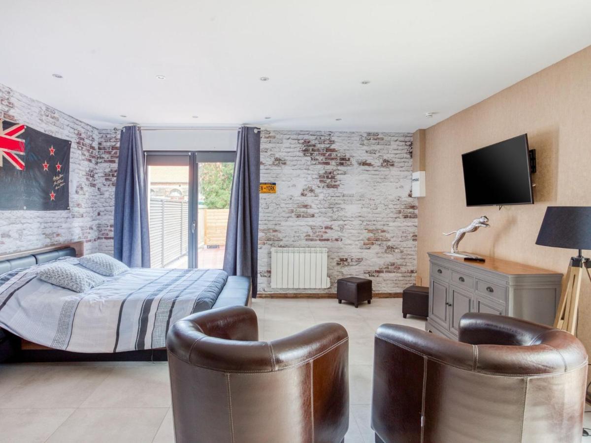 Cosy Apartment In Eperlecques With Fireplace Экстерьер фото